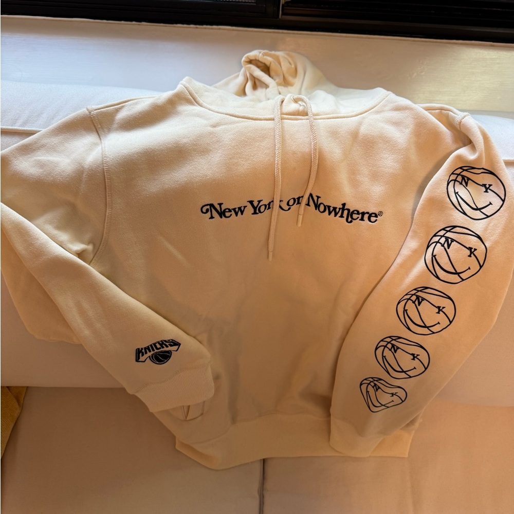 New York or Nowhere Knicks hoodie sz Lg